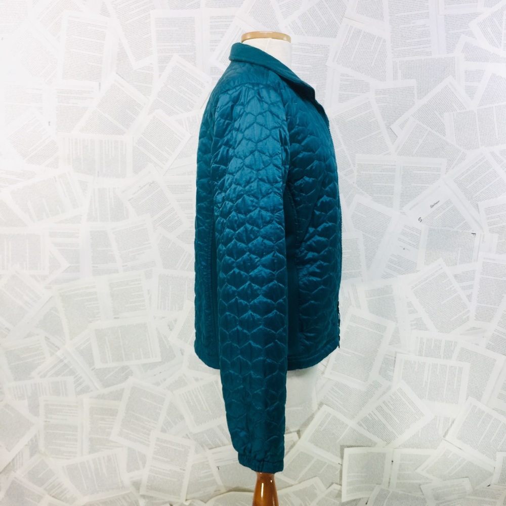 L.L. Bean Quilted Thinsulate Zip Up Puffer Medium - Picture 5 of 8